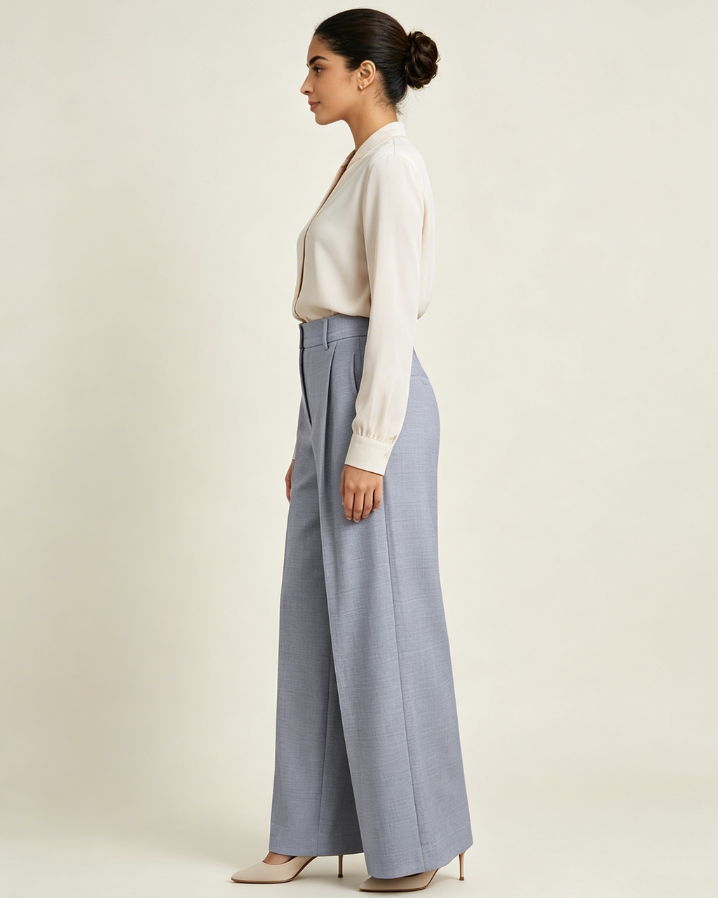 Women Light Grey Textured Pleated High Waist Wide Leg Pants Suitpure