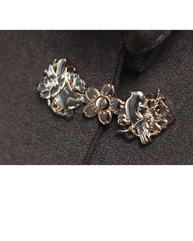 Summer Weight Wool Suit with Floral Vine Motif