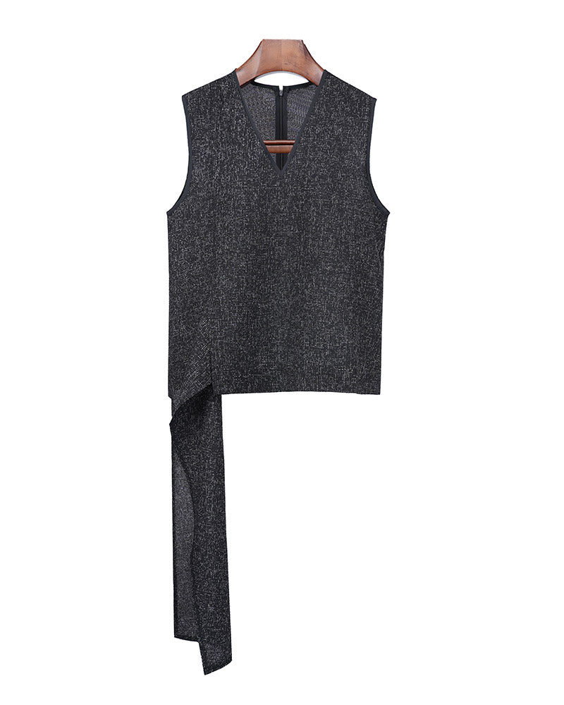 Design-Focused Asymmetrical Camisole in Black