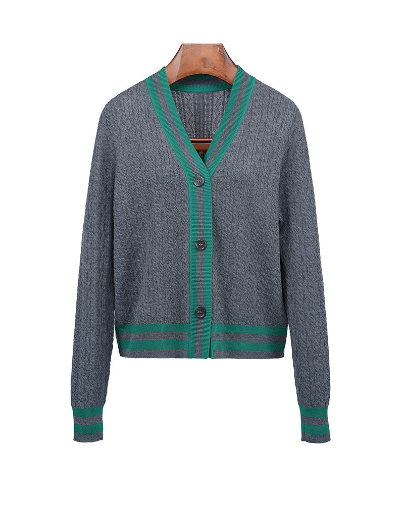 Color Block Cable Knit Cardigan in V-Neck