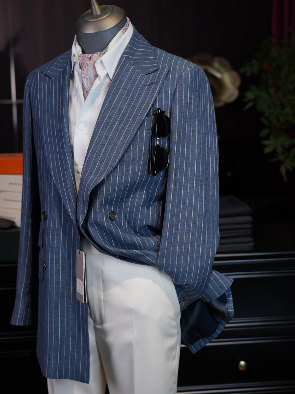 Men’s garments, freight included.