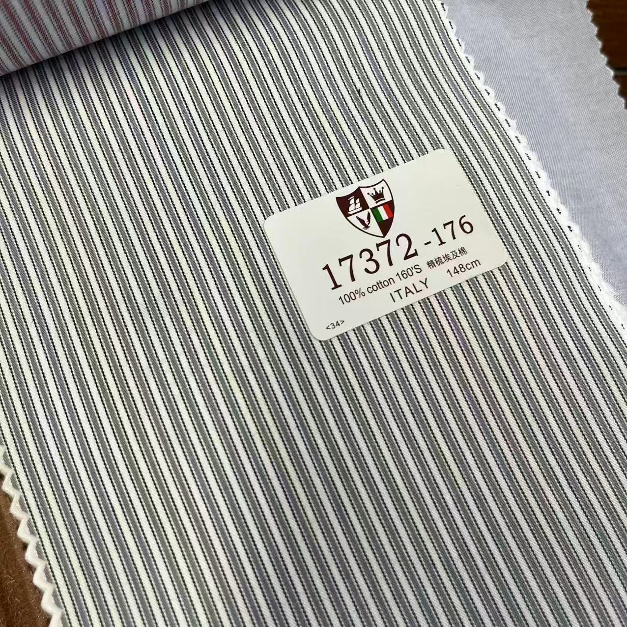 Fabric sample：images are for reference only