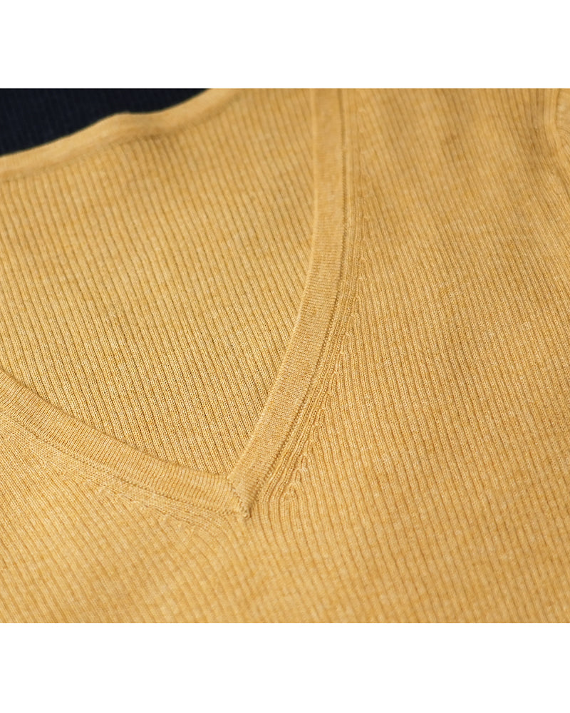 Cloud‑Soft Cashmere Acetate V‑Neck Long‑Sleeve Base Layer Top
